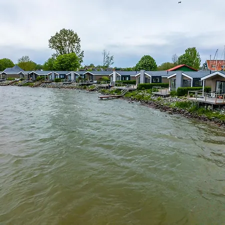 Modern On The Water Of The Markermeer Chalet Bovenkarspel